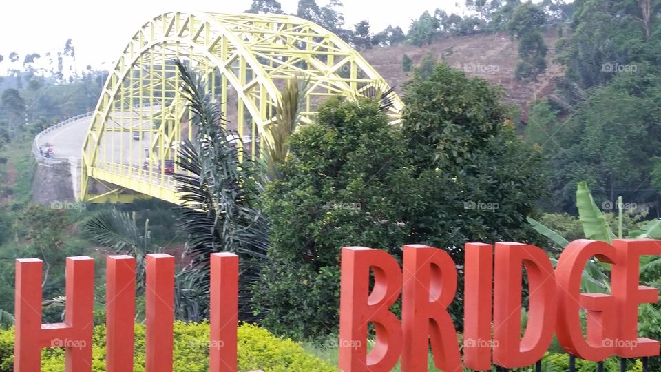 architecture bridge yellow