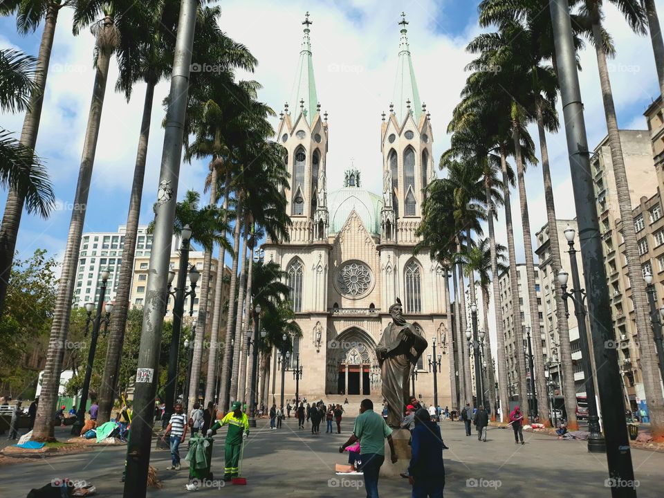 Its neo-Gothic style construction began in 1913 and ended about 40 years later. The building was ready for the 400th anniversary of the founding of the city. SP, Brazil
