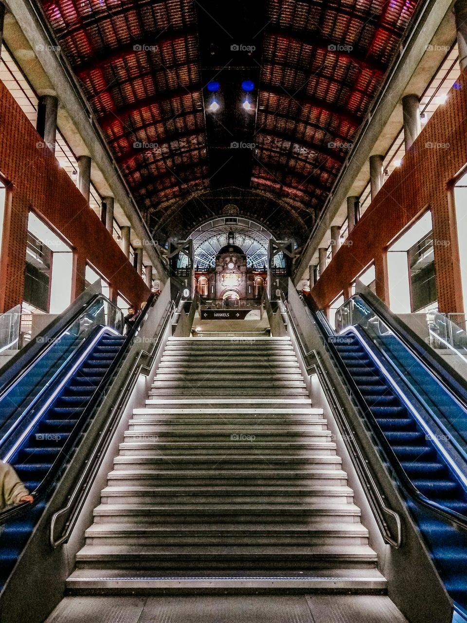 Antwerpen train station