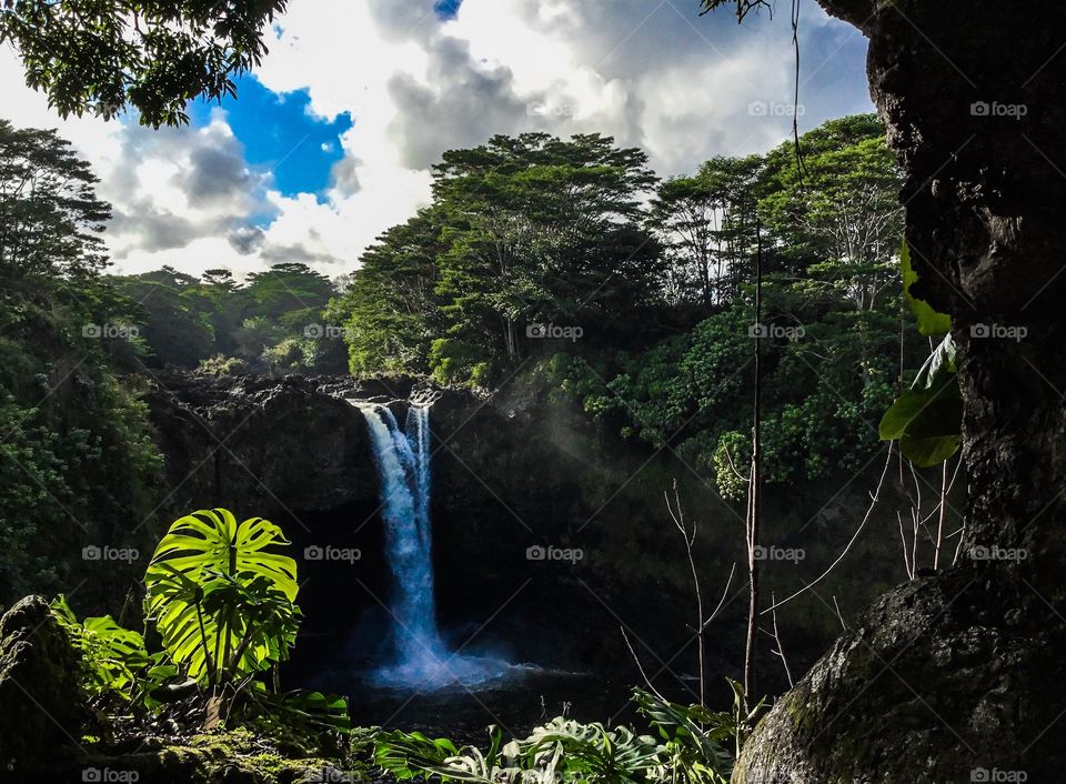 Rainbow Falls in Hilo, Hawaii