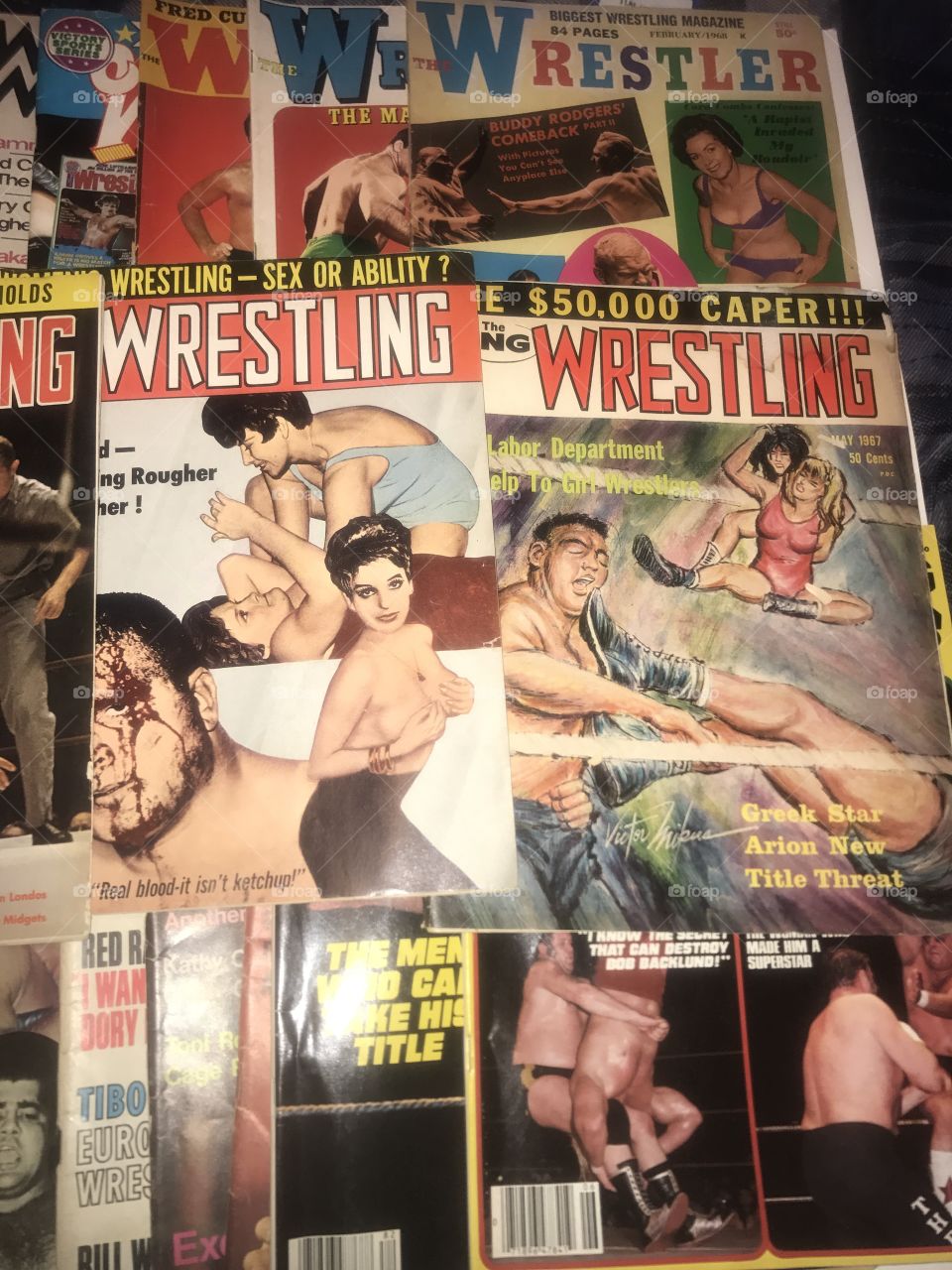 Vintage wrestling magazines 