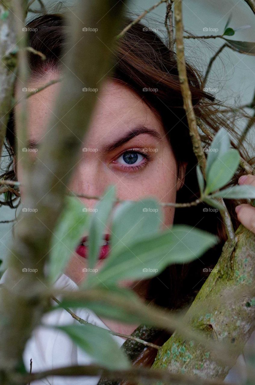 Foap Com Young Woman With Brown Hair Blue Eyes And Dark