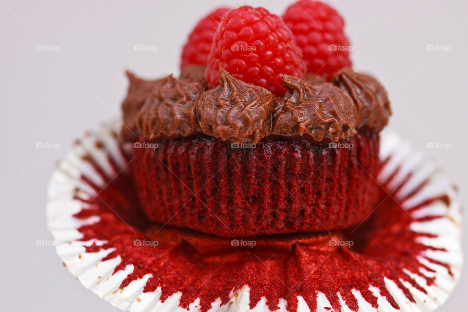 sweet berry creative cupcake by almaskari