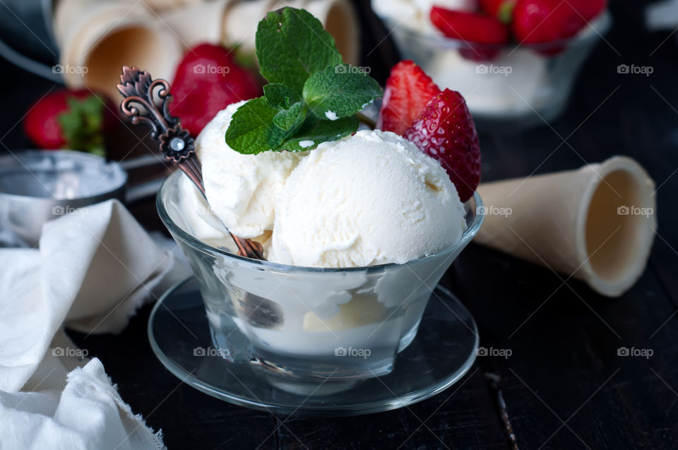 Ice cream in bowl