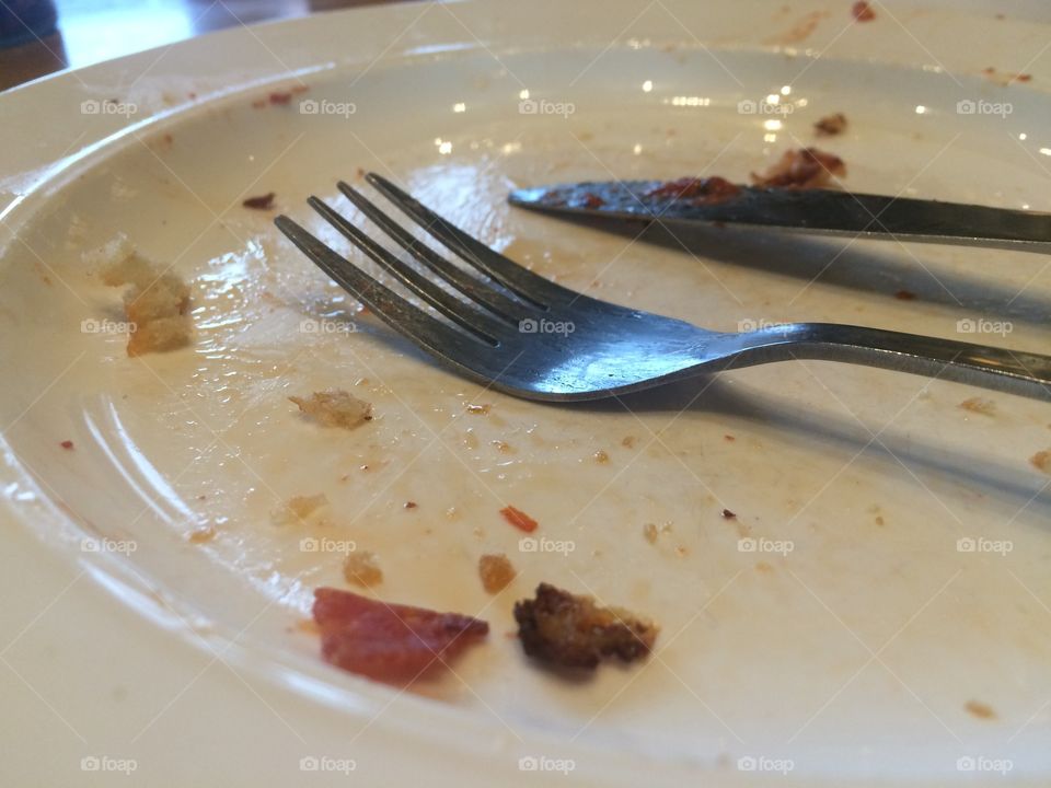 Empty plate