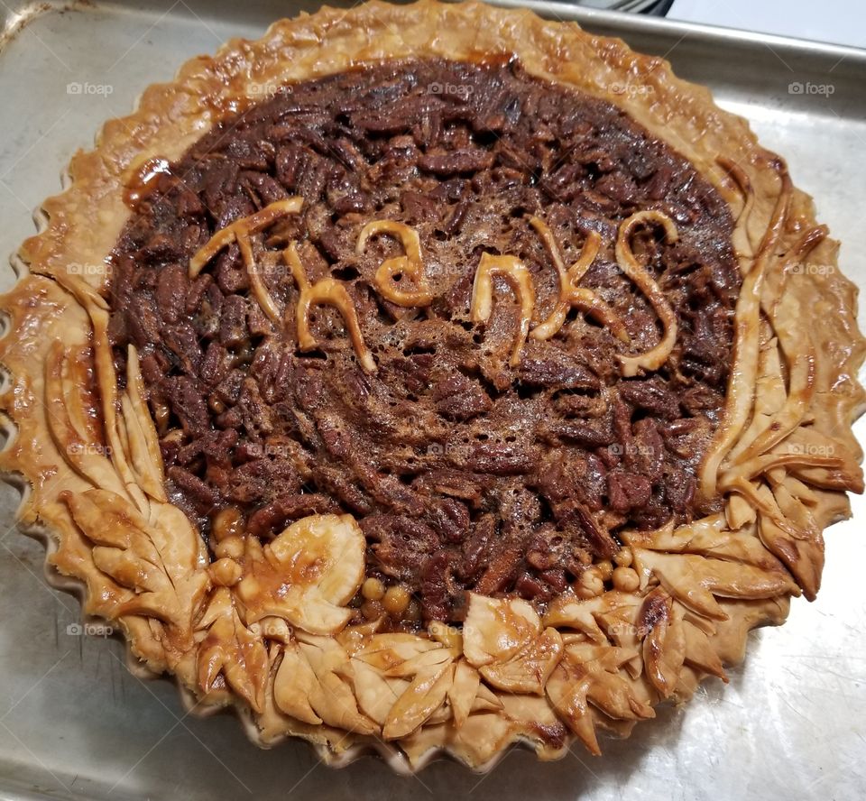 A "test-pie" for the upcoming holiday. Making sure the results are delicious and pretty...need to adjust letter thickness perhaps.