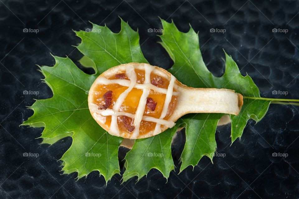 Peach tart with bacon