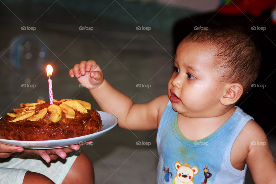 baby first birthday cake . Happy birthday Thithi