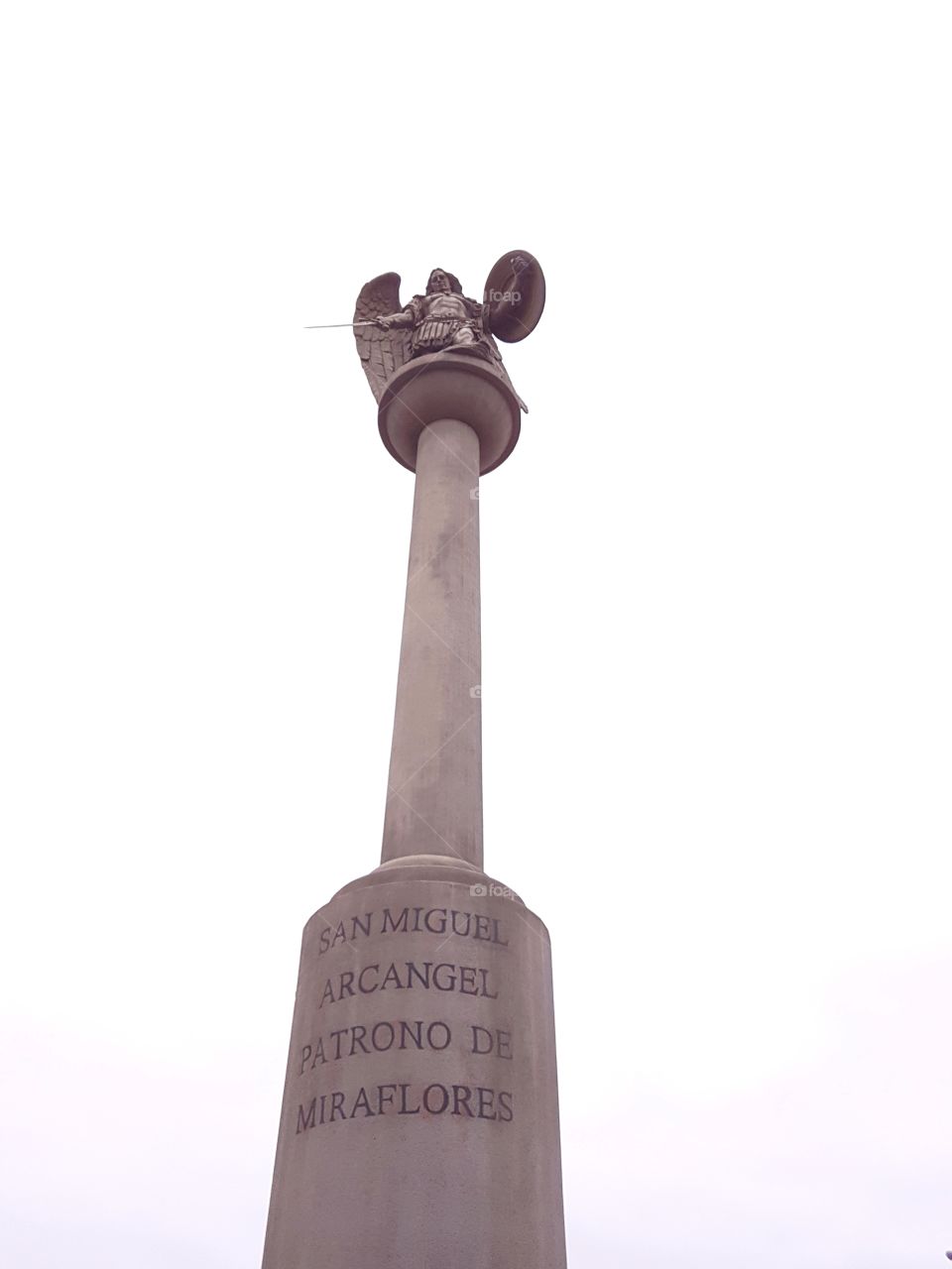 beautiful monument in the middle of the city.