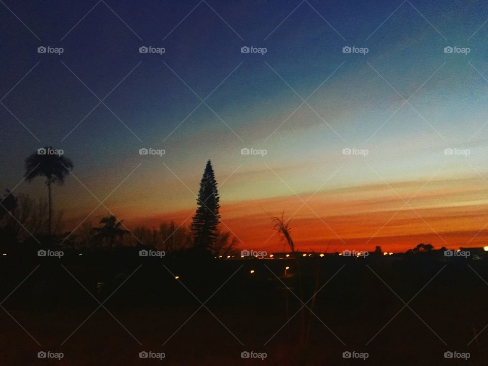 🌅Desperte, #Jundiaí.
Que a #QuartaFeira possa valer a pena!
🍃
#sol #sun #sky #céu #photo #nature #morning #alvorada #natureza #horizonte #fotografia #pictureoftheday #paisagem #inspiração #amanhecer #mobgraphy #mobgrafia 