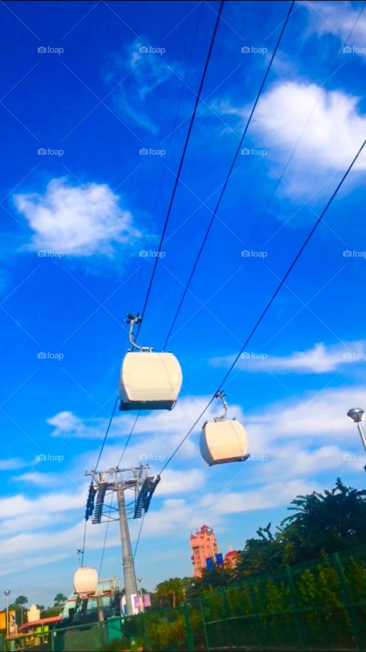 #day2 Everyday Disney World in Orlando Florida. I have been lost on Disney Properties consecutively since 4/3/19 You can find my encounter https://www.facebook.com/selsa.susanna or on IG SelsaCamacho YT SelsaSusanna • HWS 4-4-19 Thursday