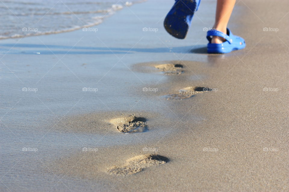 Footsteps in the sand 