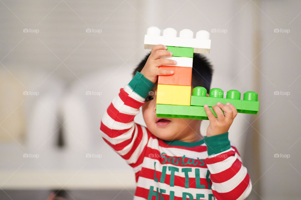 santas little helper made a camera