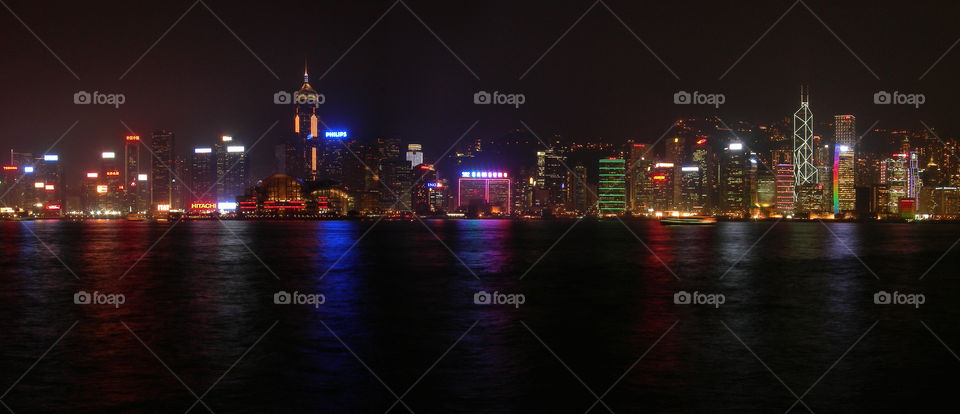 the fantastic colors of the Hong Kong night