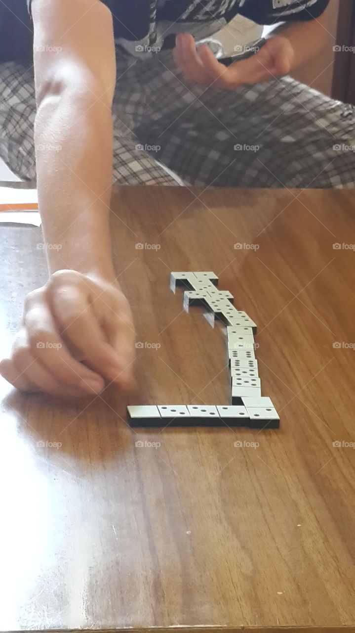dominoes