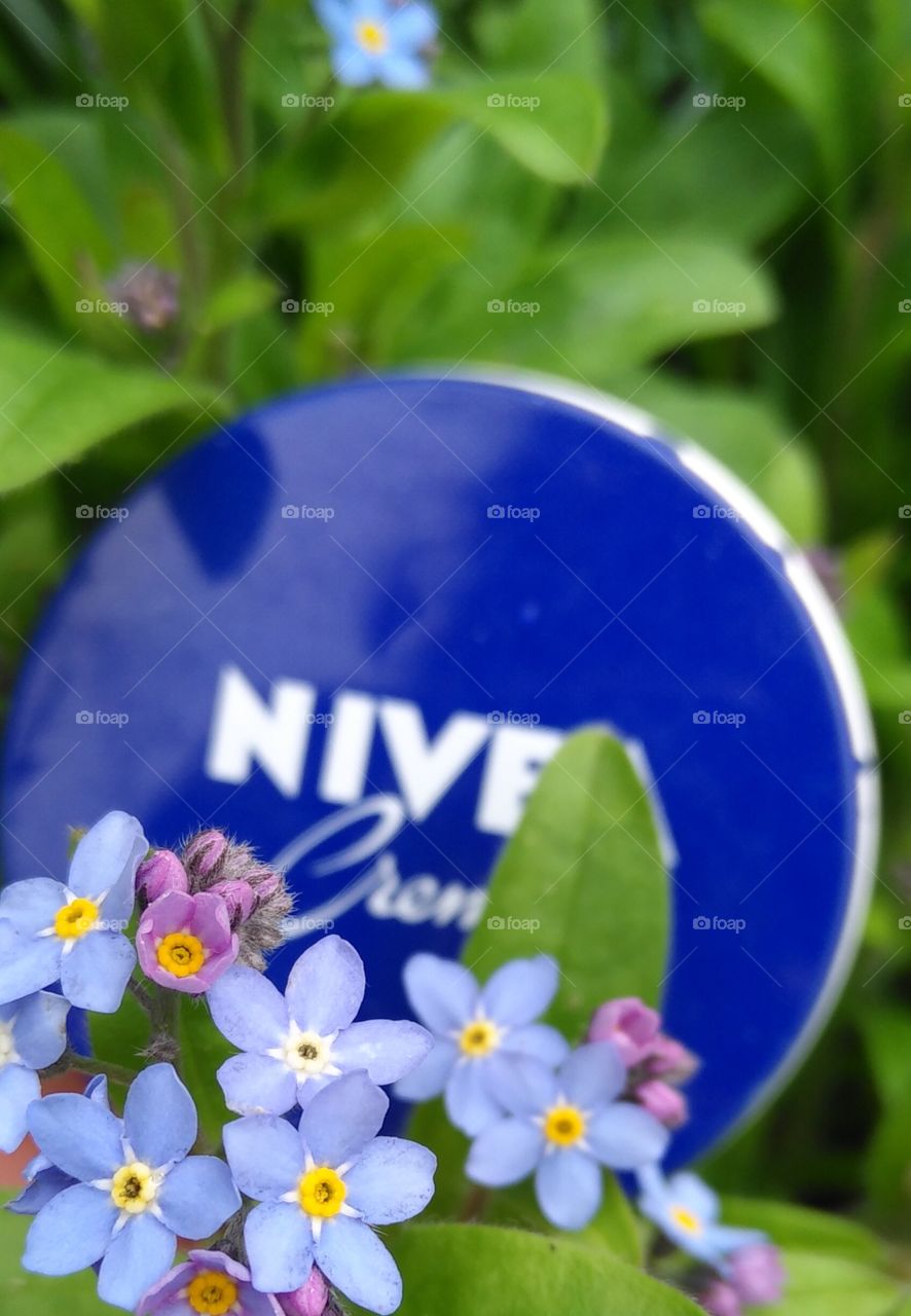 blue and green with Nivea