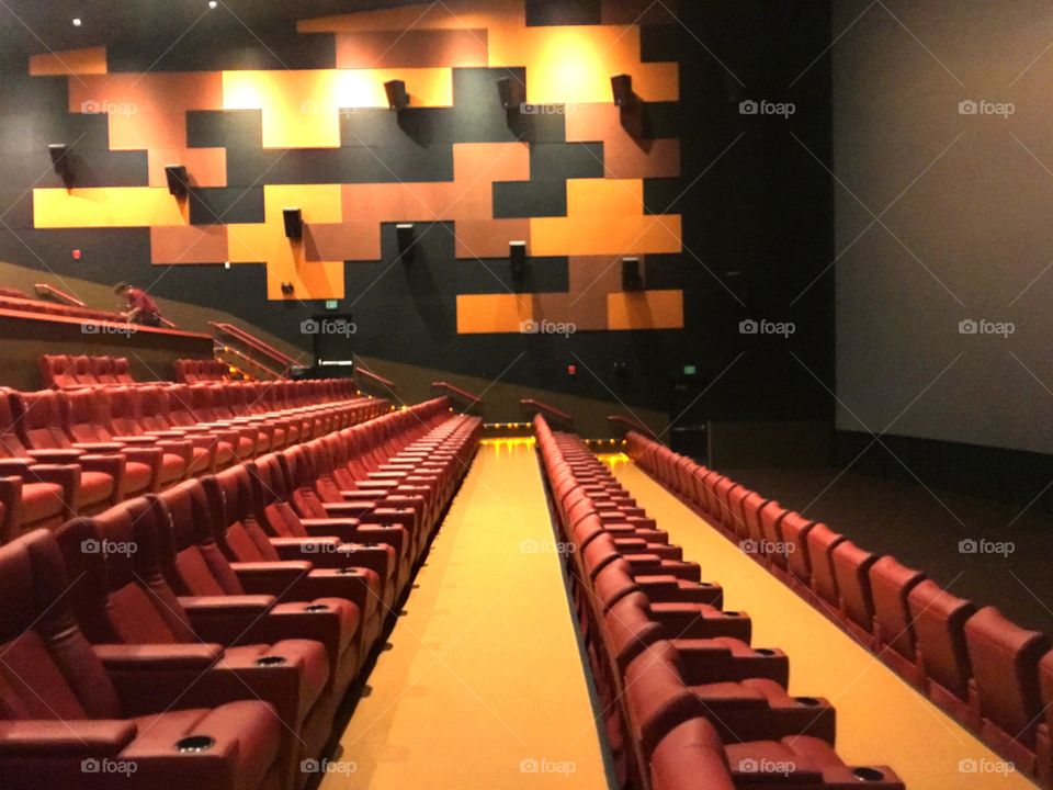 Movie theater luxury seats
