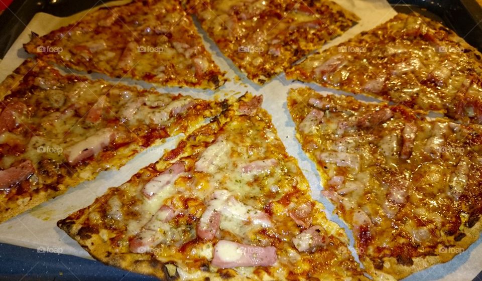 Crispbread pizza