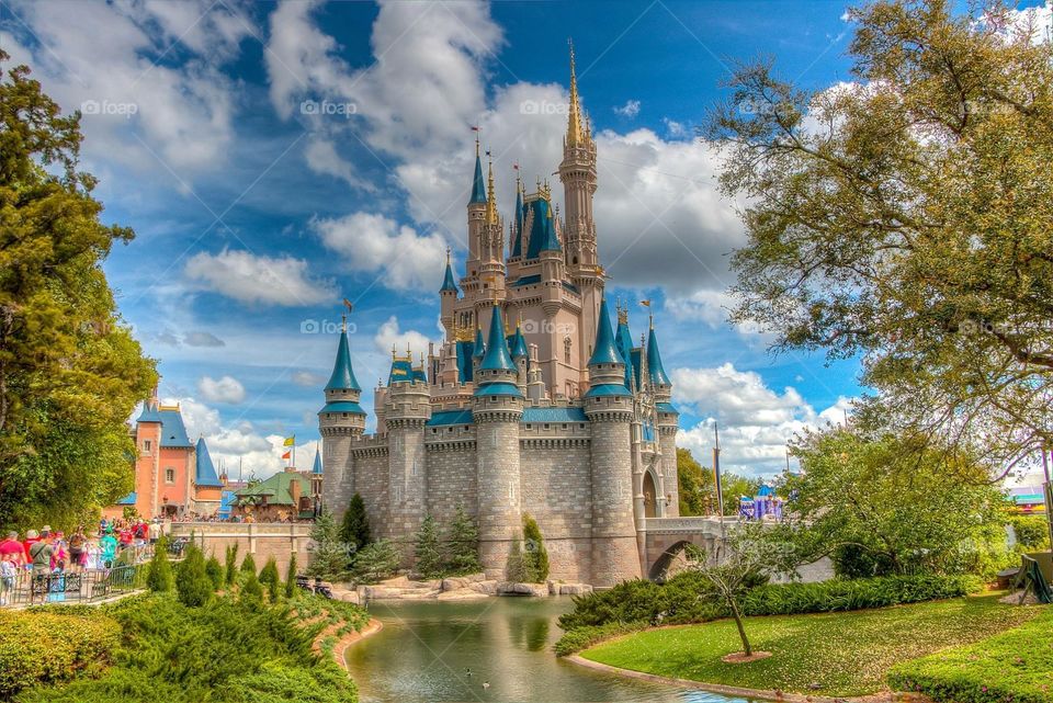 Blue skies over the kingdom!