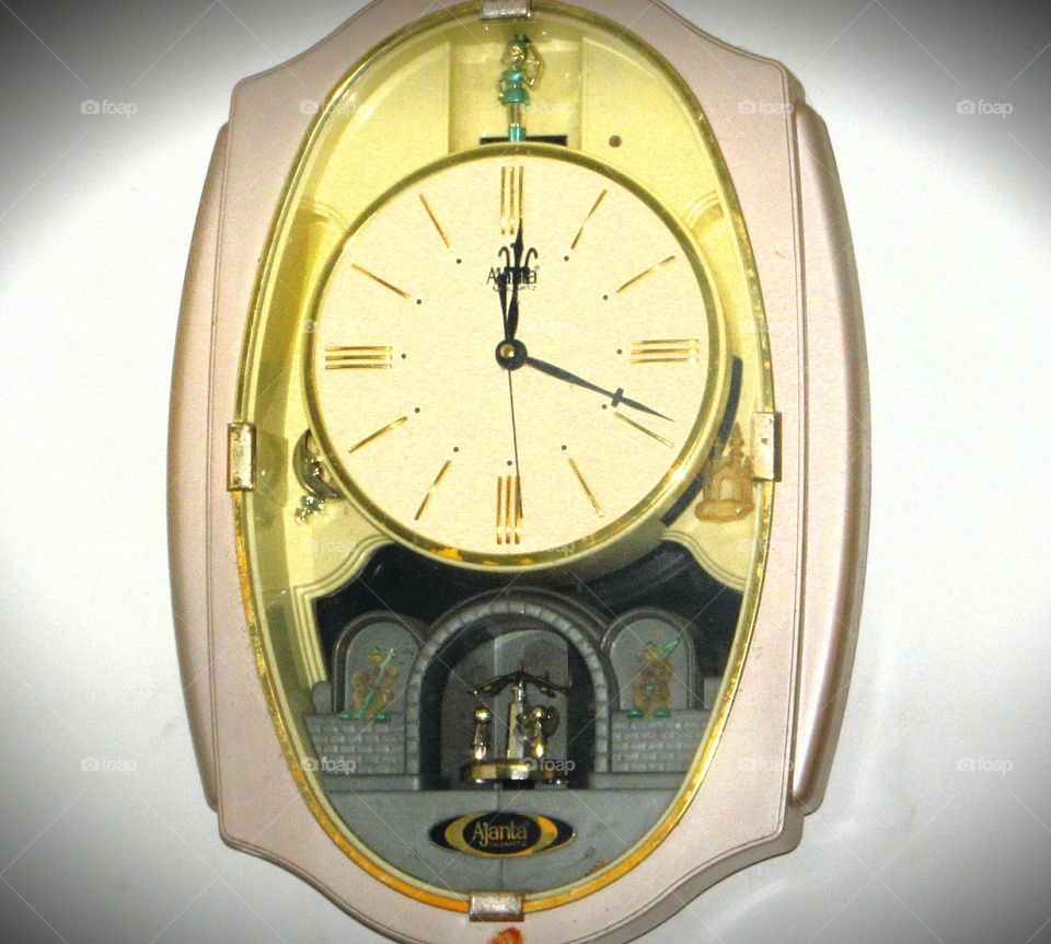 Check out this classic clock