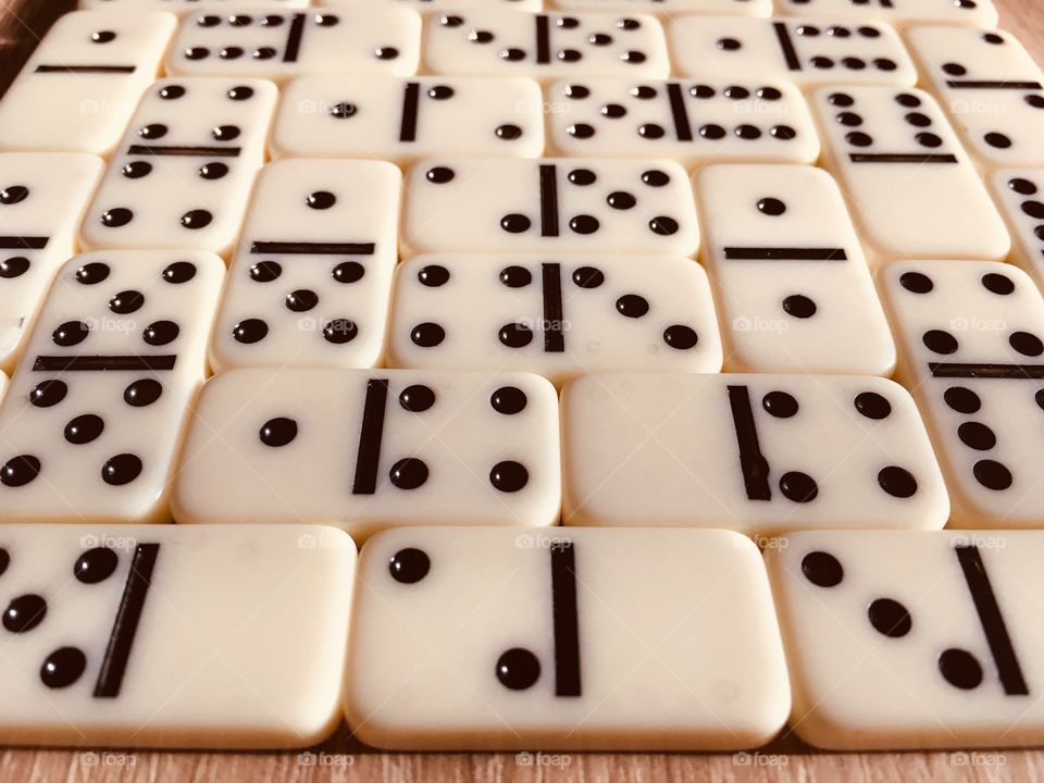 Dominoes