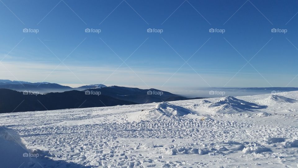 #winterview #wintersunset #beautifullsky  #placetobe #snow #gorgeusplace #silence #lovenature  #semenicmontain #romania