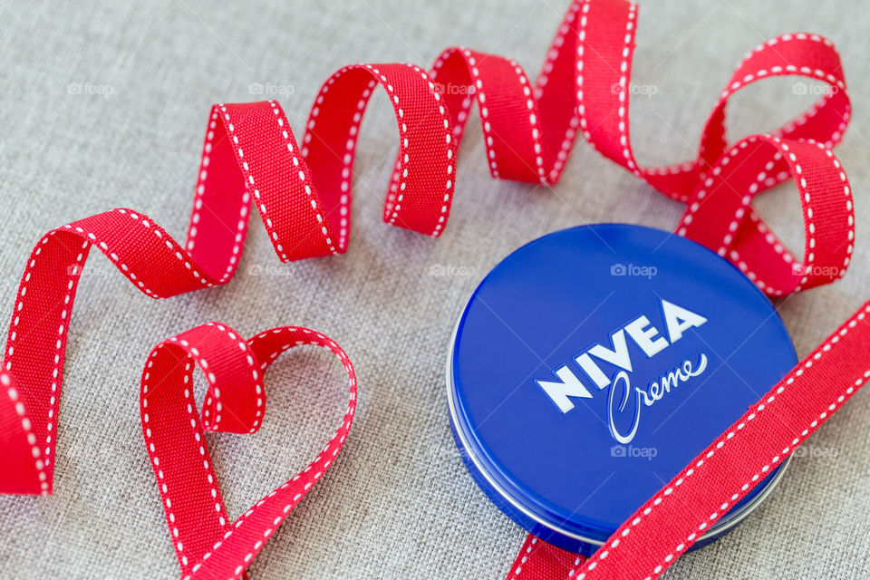 Love is all I need with Nivea