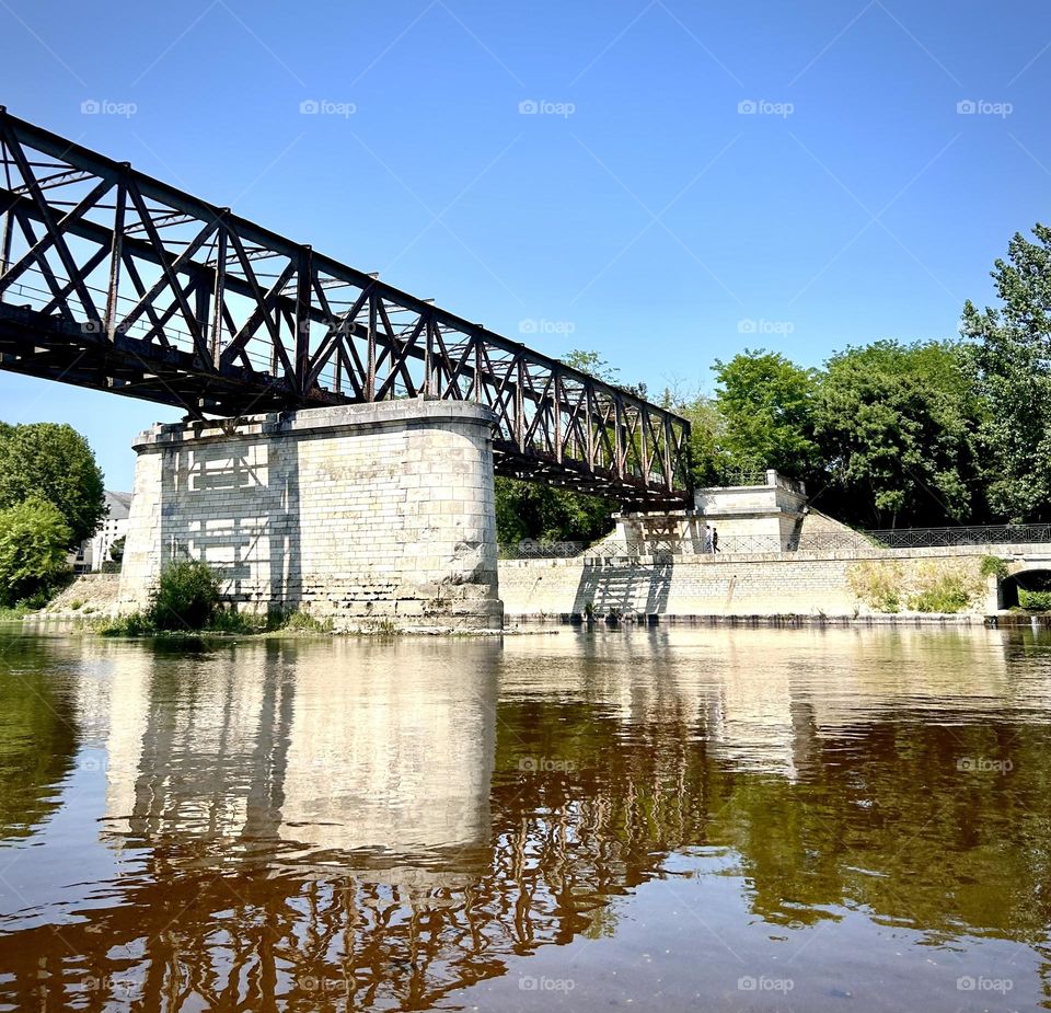 Chinon , Eiffel Bridge Junes 2023 . 