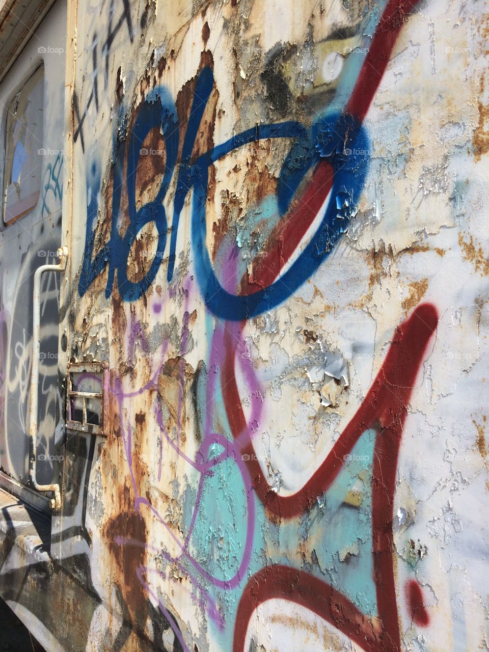 Rust and graffiti 