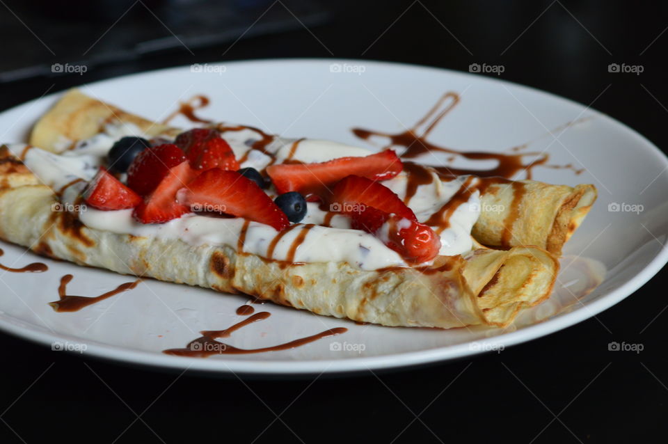 Polish flavours-Polish Pancakes with fresh fruits