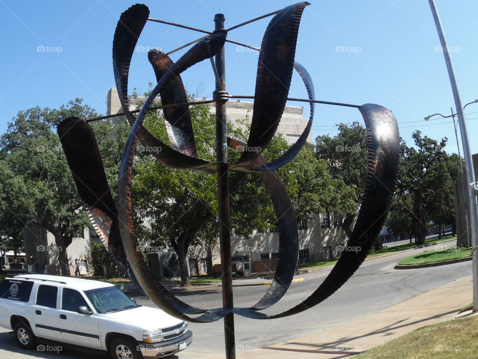 wind charmer 2. This is another picture of the public library. 👣 🚶 🏃 🔥 💨