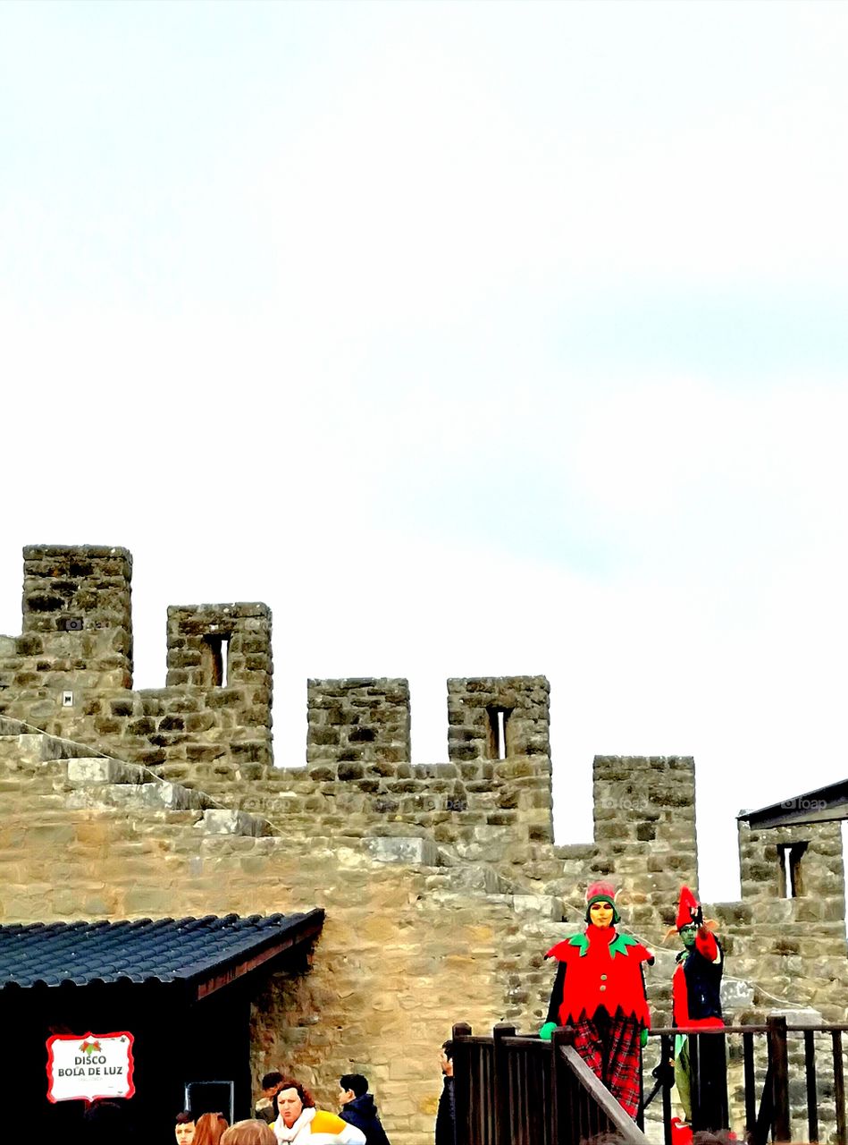 #Andreiaserr #fallow_me #fallowers #trumblr #florest #castel