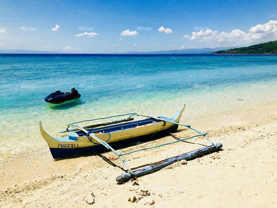 Bangka (little boat) is use in a different things like for fun and for fishing of the locals 