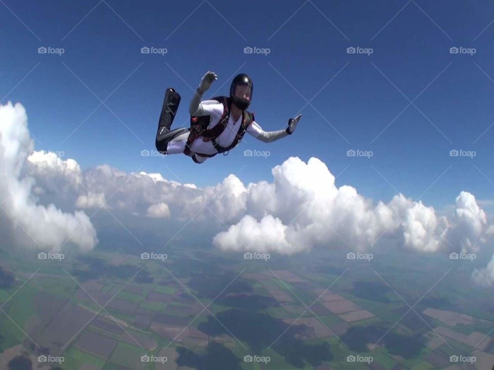 Skydive girl