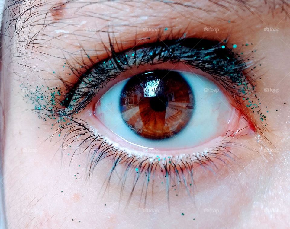 beautiful eye , nice eyeshadow