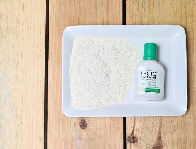 Lacto Calamine daily face care lotion, oil balance with kaolin clay therapy