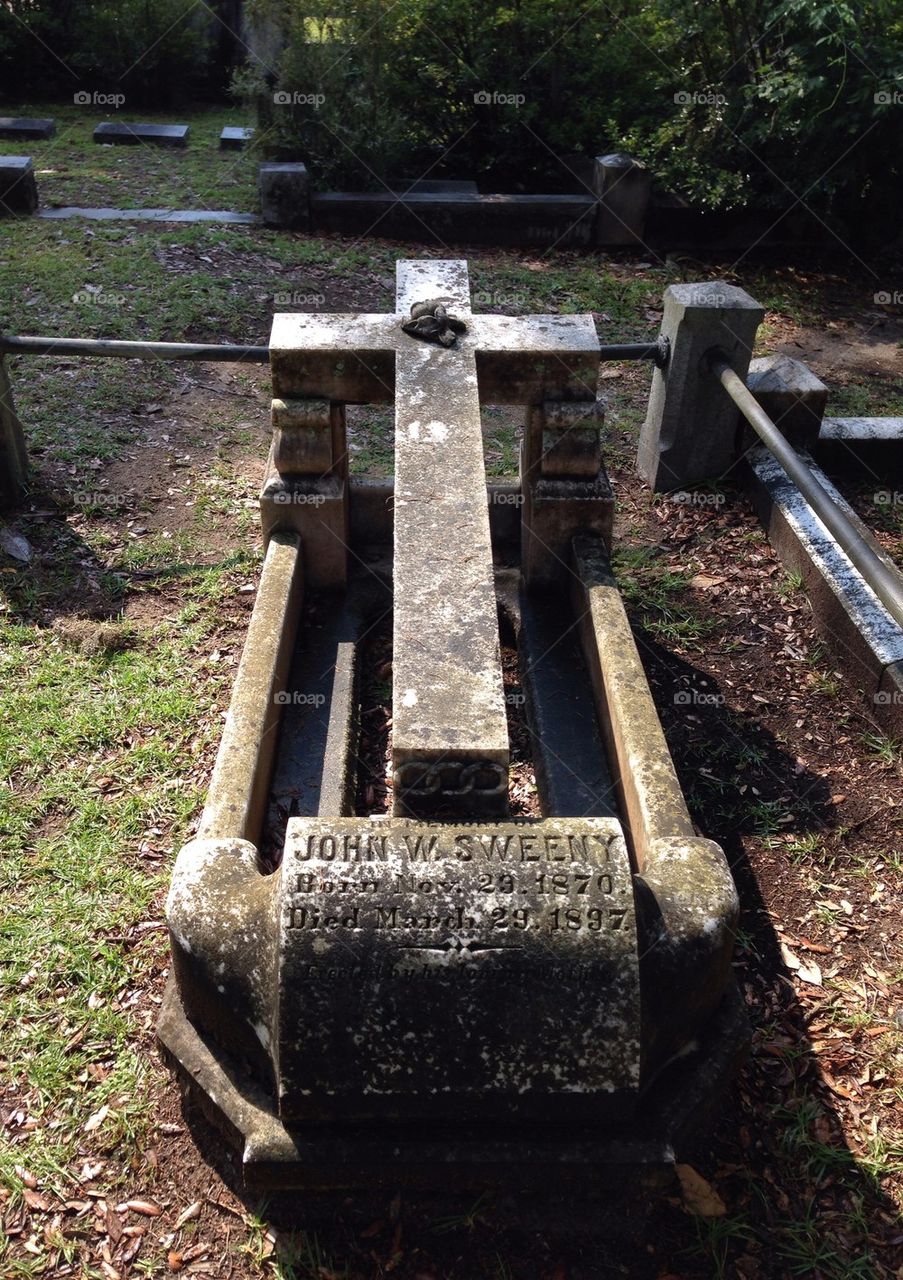 stone monument grave cemetery by cable