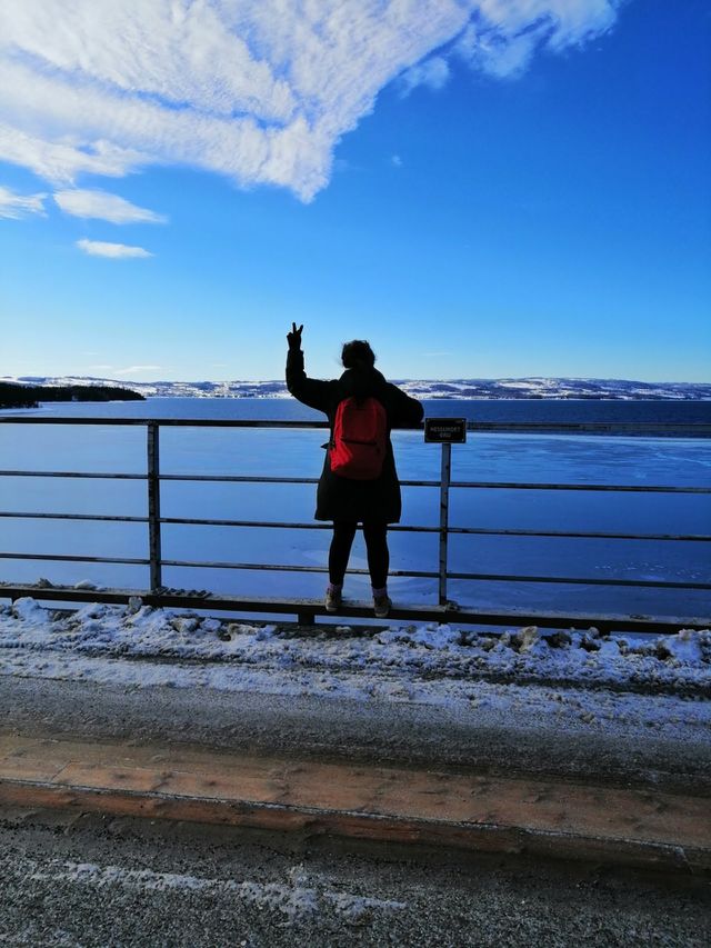 ✌️