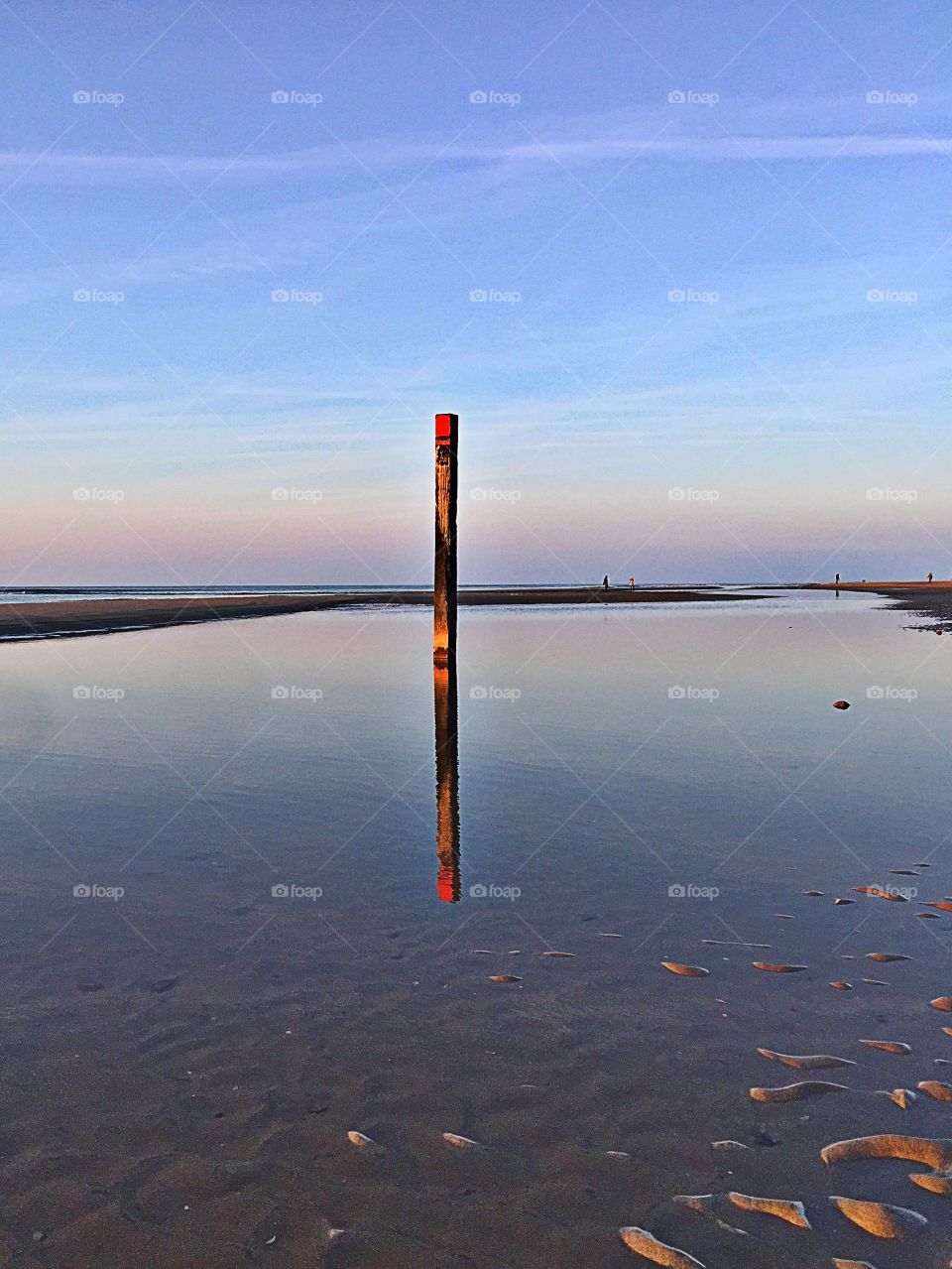 Beach pole