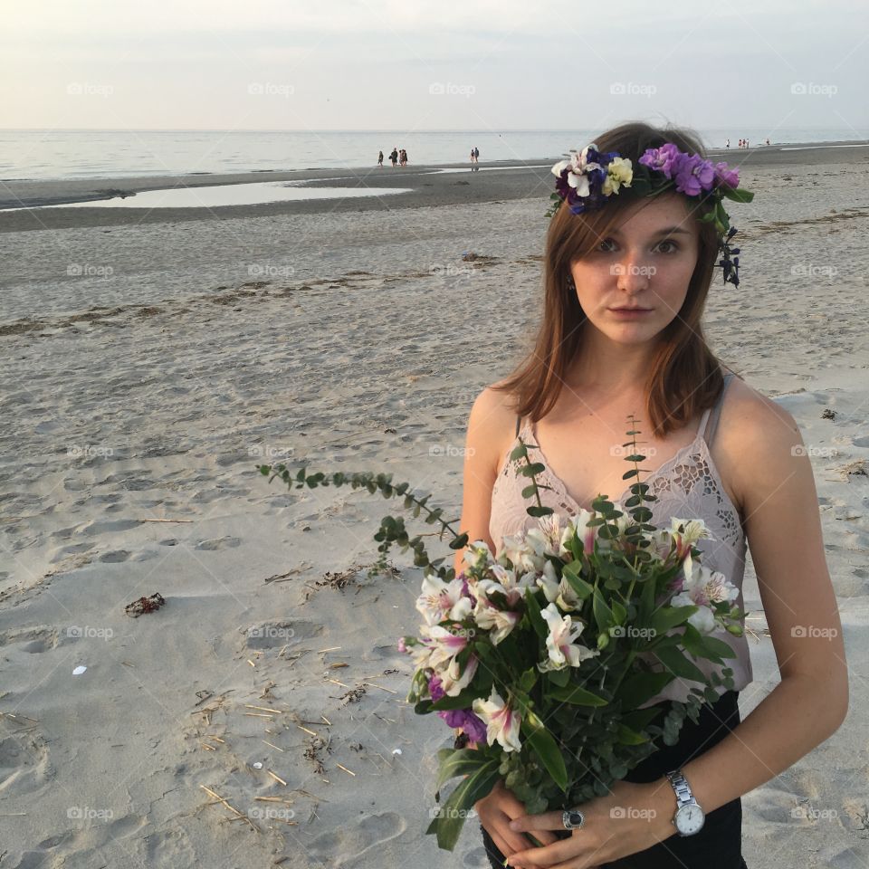 Flower crowns on the beach