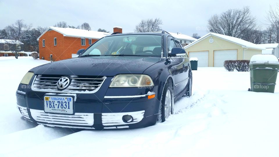 Volkswagen Passat 4motion is at home in the snow 